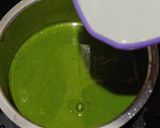A picture of step 4 of Spinach soup.