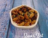 A picture of step 4 of Oven Roasted Jackfruit Seeds with Kasuri Methi.