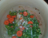 Foto del paso 2 de la receta: Pescadilla guisada con verduras muy fácil