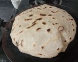 A picture of step 7 of Baingan bharta & Jowar bhakri.