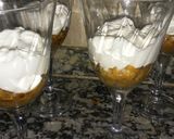 Foto del paso 3 de la receta: Postre flash vainillas, chantilly y frutillas 🍓🍓🍓