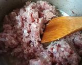 A picture of step 3 of Green chilli Piyaz Qeema.