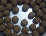 सुक्या मेव्याचे पौष्टिक लाडू (sukya mevyache ladoo recipe in marathi) रेसिपी स्टेप 7 फोटो