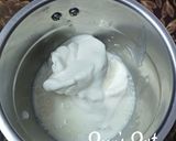 A picture of step 2 of Lychee Shake.