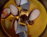 A picture of step 3 of Almond saffron milk.