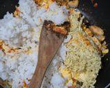 Foto langkah ke 4 dari resep Nasi goreng SatSet.
