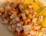 Une image de l'étape 1 de Pâtes, chanterelles et crevettes.