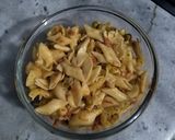 A picture of step 3 of MACRONI CHAAT🍜.