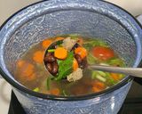 Foto langkah ke 4 dari resep Sup Brenebon/Kacang Merah daging sapi.