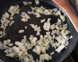 Foto del paso 2 de la receta: Spaghetti al Nero di Sepia con Frutos del Mar