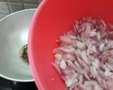A picture of step 3 of Sev Tamatar ki Sabzi.