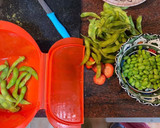 Foto del paso 2 de la receta: Poke de salmón picante con arroz venere