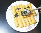 A picture of step 6 of Khandvi recipe/Patudi /suralichi surali vadi.