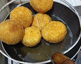Foto langkah ke 7 dari resep Roti Goreng Isi Coklat (Tanpa Ulen).