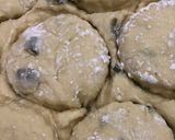 Gambar langkah 10 resipi Green Pumpkin Seeds Scone.