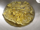 Peyek kacang ijo