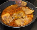 Foto del paso 7 de la receta Pollo con tomate en aceite y parmesano