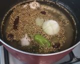A picture of step 2 of Yakhni Pulao.