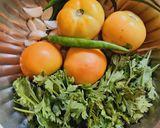 हरे टमाटर की चटनी (hare tamatar ki chutney recipe in Hindi) रेसिपी चरण 1 फोटो