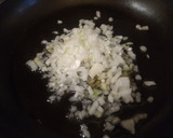 Foto del paso 1 de la receta: Huevos revueltos con espinacas