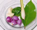 Foto langkah ke 1 dari resep Nasi Uduk Magic Com.
