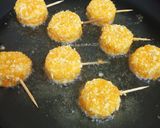 Foto langkah ke 5 dari resep Banana Lollipop (3 bahan).