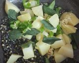 A picture of step 3 of Sprouted Black Mung Bean Poha.