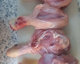 Foto del paso 3 de la receta: Muslos de pollo al horno con patatas 🍗