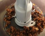 A picture of step 2 of Date Puffed Rice Balls.