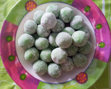 Foto langkah ke 4 dari resep Mochi Pandan Tepung Beras.