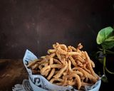 Foto langkah ke 5 dari resep Kue Bawang / Stik Bawang.