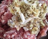 รูปขั้นตอนการทำที่ 2 ของ ข้าวต้มหมูสับ