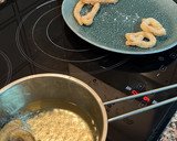 Foto del paso 5 de la receta: Churros caseros de desayuno de domingo