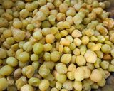 Hình bước làm 1 của món Mứt chùm ruột