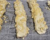 Foto del paso 6 de la receta: Rollitos de hojaldre rellenos de dulce de membrillo, almendras y leche condensada