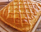 Foto del paso 13 de la receta Empanada de atún, piquillos y huevo duro