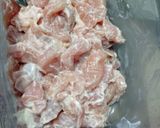 Foto langkah ke 2 dari resep Japanese Chicken Nanban with Paprika.