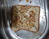 ચીઝ ગાર્લિક બ્રેડ(Cheese Garlic Bread recipe in Gujarati) રેસીપી સ્ટેપ3ફોટો
