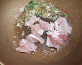 รูปขั้นตอนการทำที่ 2 ของ ลูกกระเจี๊ยบผัดหมูใส่วุ้นเส้น #อาหารไทยง่ายๆ