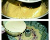Foto del paso 3 de la receta Bundt cake de yogur de albaricoque y mermelada de fresas