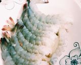 Hình bước làm 1 của món Tôm nõn xào bí ngòi