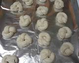 Simple Garlic Knots recipe step 4 photo