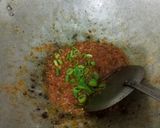 Foto langkah ke 1 dari resep Roti goreng pedas.