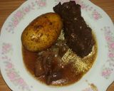 Foto del paso 3 de la receta: Carne con papines rústicos a la bolsa