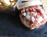 Foto del paso 6 de la receta: Hamburguesa con queso y bacon