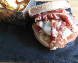 Foto del paso 6 de la receta: Hamburguesa con queso y bacon