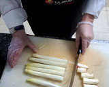 Foto del paso 1 de la receta: Espárragos de Navarra al natural hechitos en casa