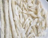 Foto langkah ke 3 dari resep Keripik Kulit Lumpia.