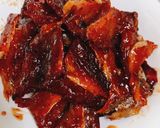 Hình bước làm 3 của món Khô cá chỉ vàng rim me