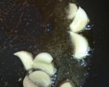 A picture of step 1 of Urad dal chutney/without coconut chutney.